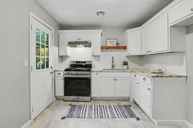 Photo 7 — 7215 NW 43rd Street, Bethany, OK 73008