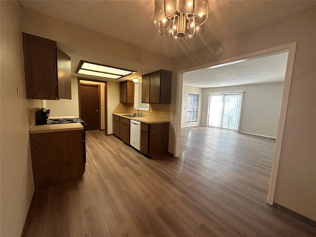 Photo 9 — Address unavailable, Oklahoma City, OK 73127