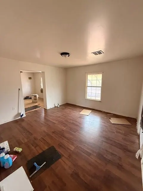Photo 4 — 220 S 17th Street, Guthrie, OK 73044