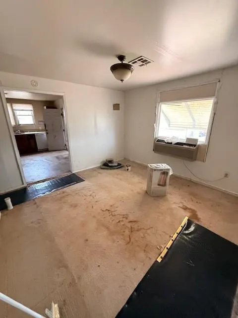 Photo 5 — 220 S 17th Street, Guthrie, OK 73044