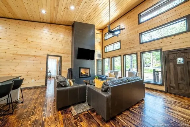 Photo 5 — 546 Conifer Crossing Trail, Broken Bow, OK 74728