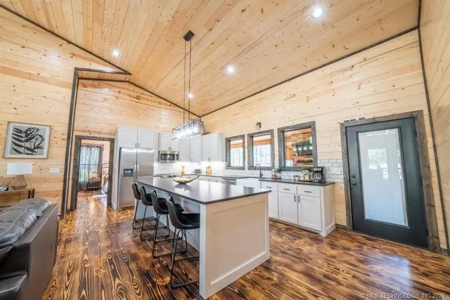 Photo 7 — 546 Conifer Crossing Trail, Broken Bow, OK 74728