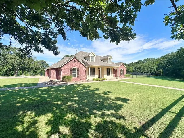 Photo 2 — 5470 N Bryan Avenue, Shawnee, OK 74804