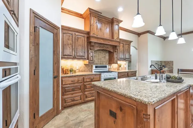 Photo 8 — 5470 N Bryan Avenue, Shawnee, OK 74804