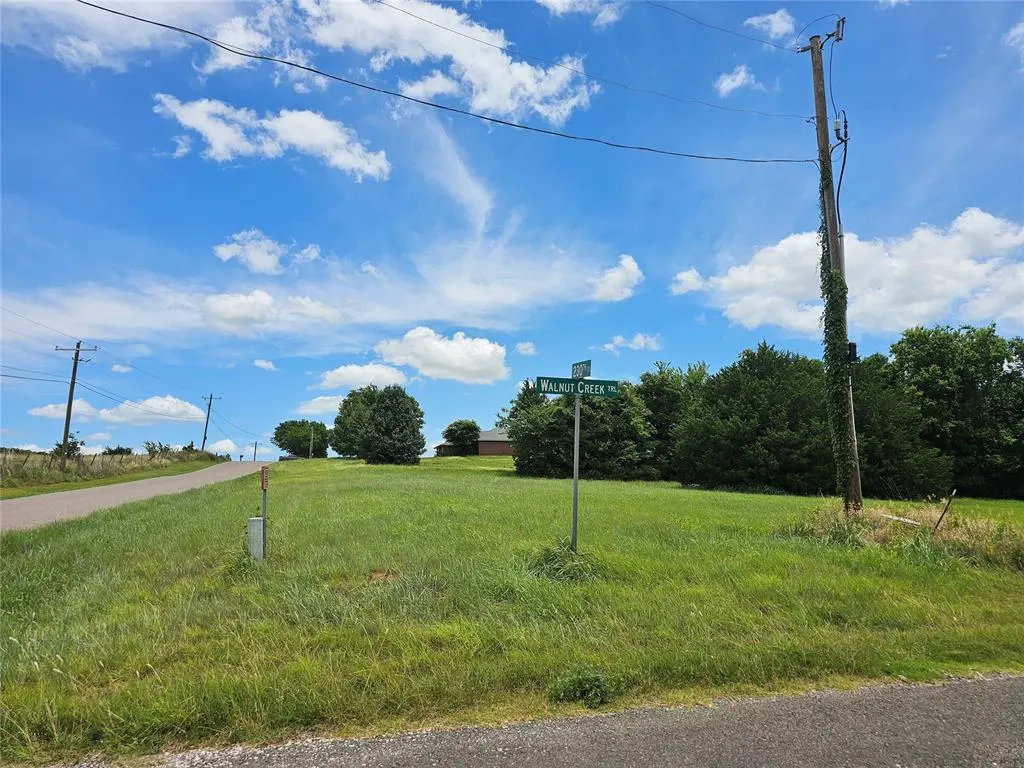 Front exterior — Walnut Creek Trail, Purcell, OK 73080