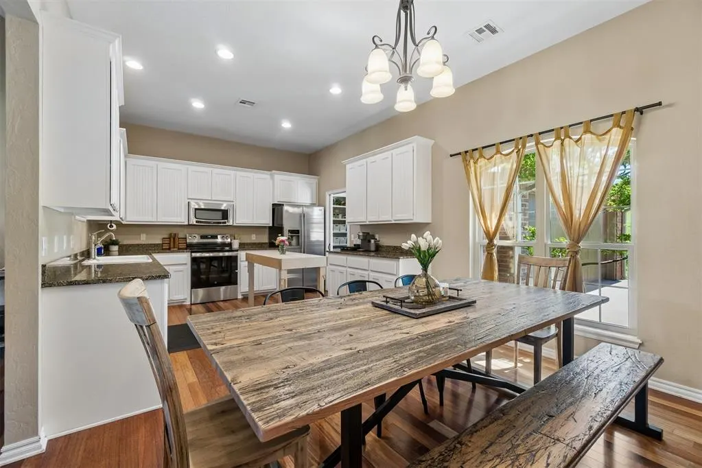 Photo 9 — 1609 Willow Road, Blanchard, OK 73010