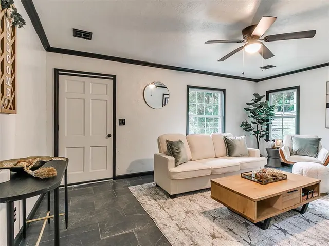 Photo 4 — 312 N Base Avenue, Norman, OK 73069