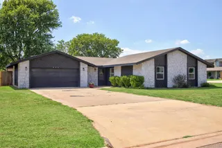 Sold home at 225 Cypress Avenue