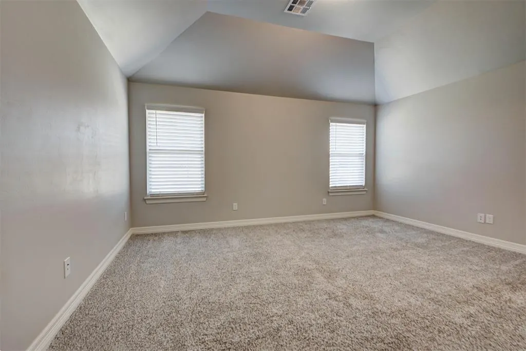 Photo 15 — 9113 Anaum Lane, Yukon, OK 73099