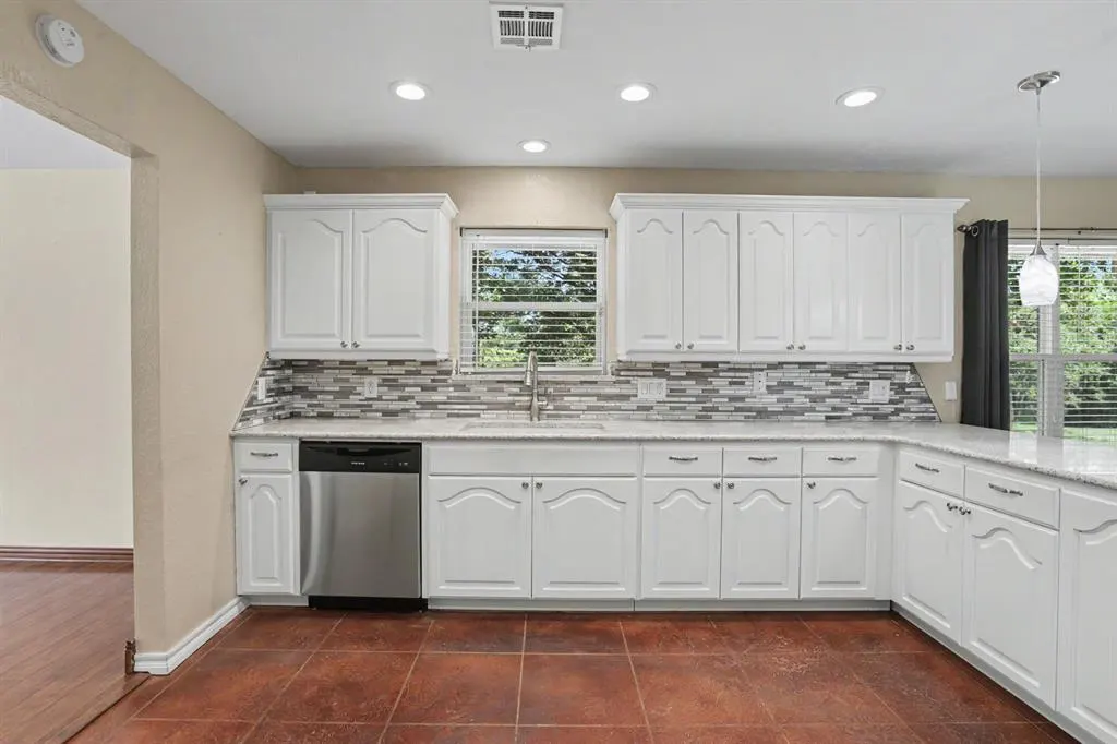 Photo 5 — 14900 S Hiwassee Road, Oklahoma City, OK 73165