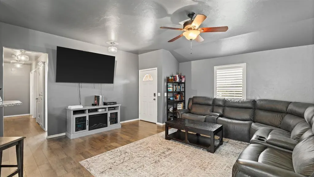 Photo 7 — 2086 County Road 1239, Tuttle, OK 73089