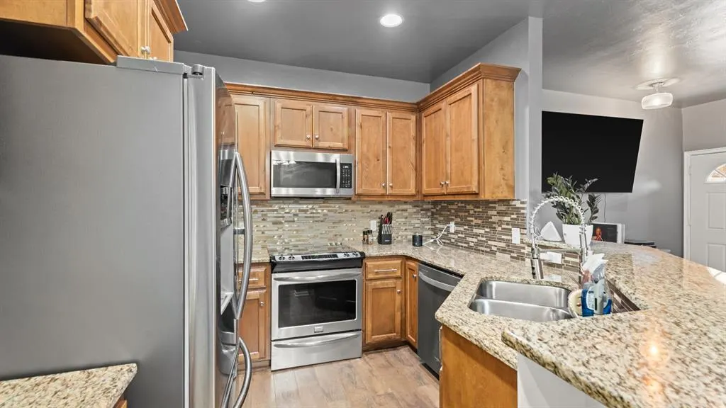 Photo 9 — 2086 County Road 1239, Tuttle, OK 73089