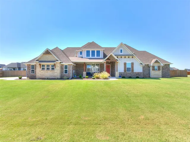 Photo 2 — 1017 Dorsi Way, Newcastle, OK 73065