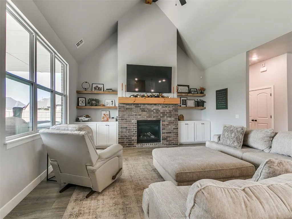 Photo 8 — 1017 Dorsi Way, Newcastle, OK 73065