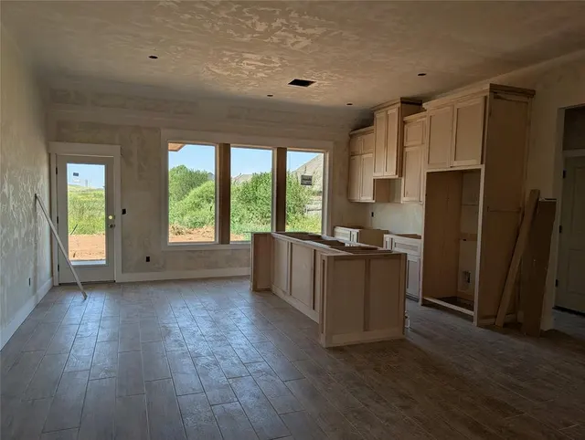 Photo 4 — 4905 Limestone Drive, Oklahoma City, OK 73179