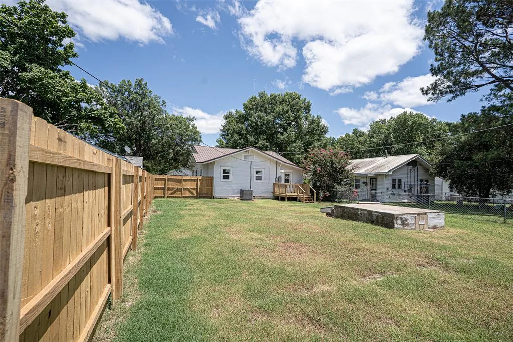 Photo 32 — 407 S 8th Street, Okemah, OK 74859