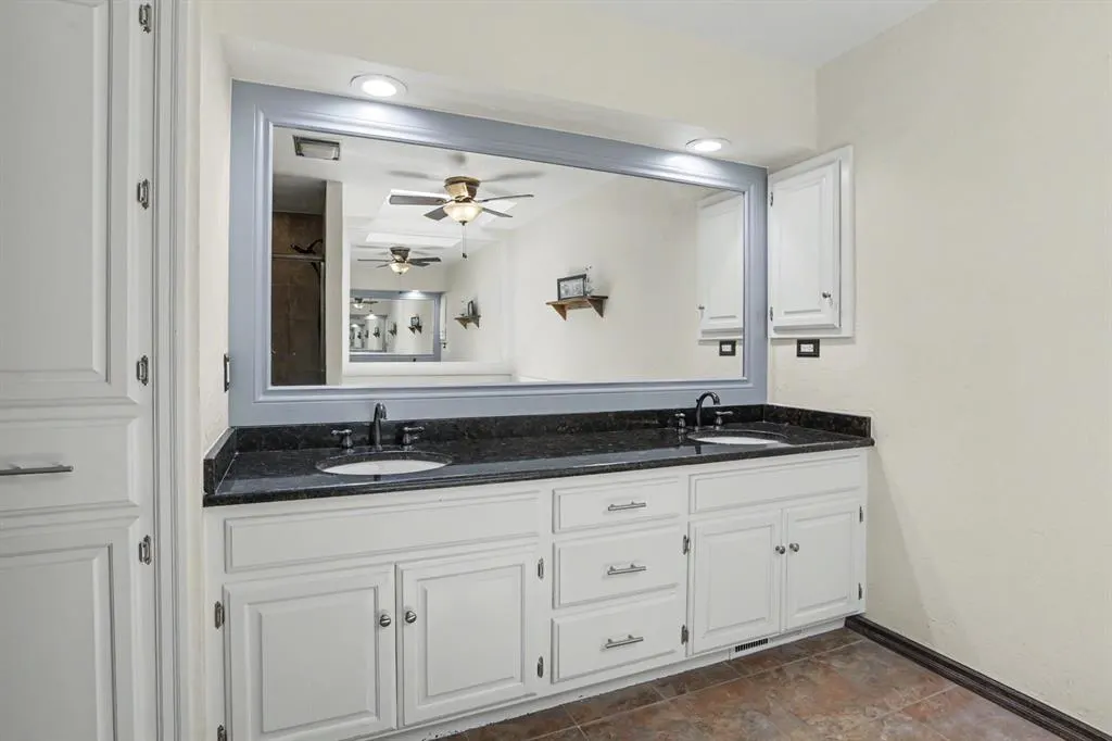 Photo 17 — 808 Glenridge Drive, Edmond, OK 73013