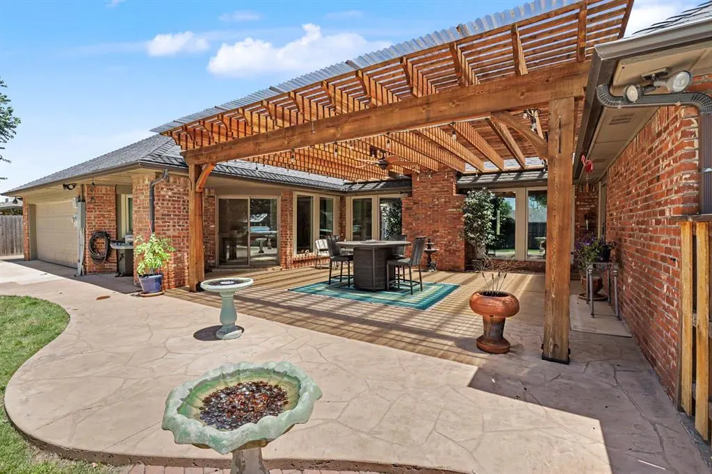 Photo 30 — 808 Glenridge Drive, Edmond, OK 73013