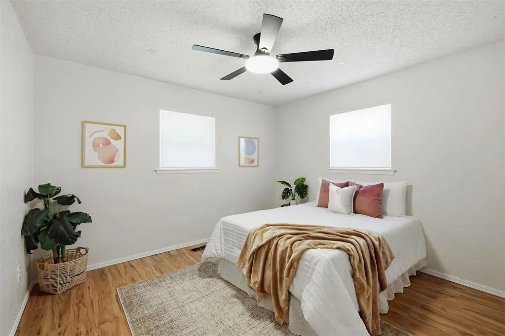 Photo 19 — 913 W Churchill Way, Mustang, OK 73064