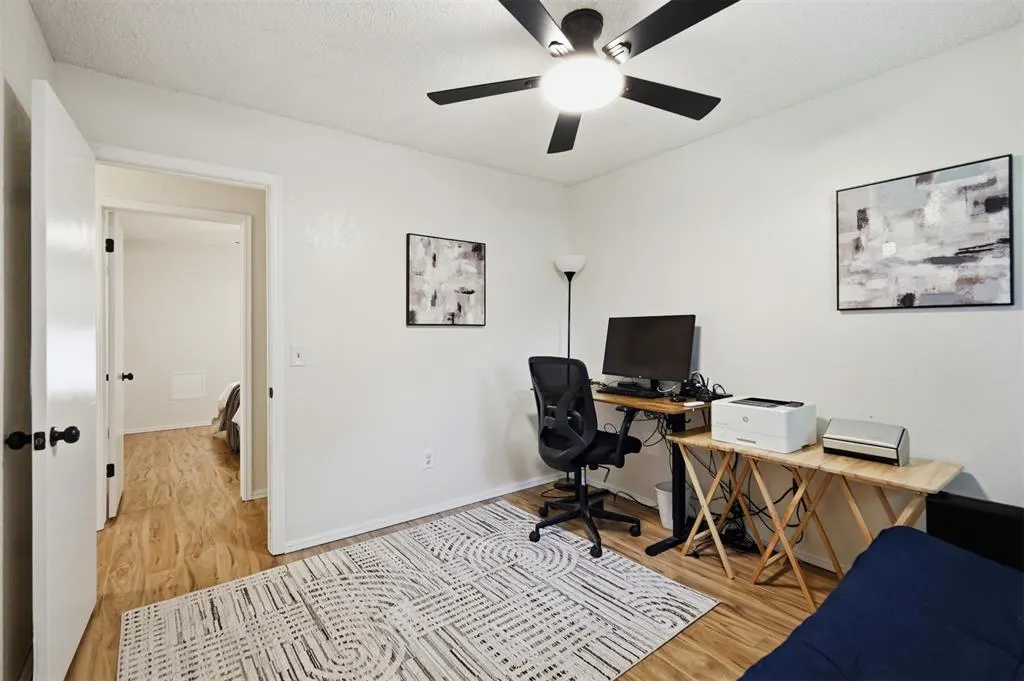 Photo 22 — 913 W Churchill Way, Mustang, OK 73064