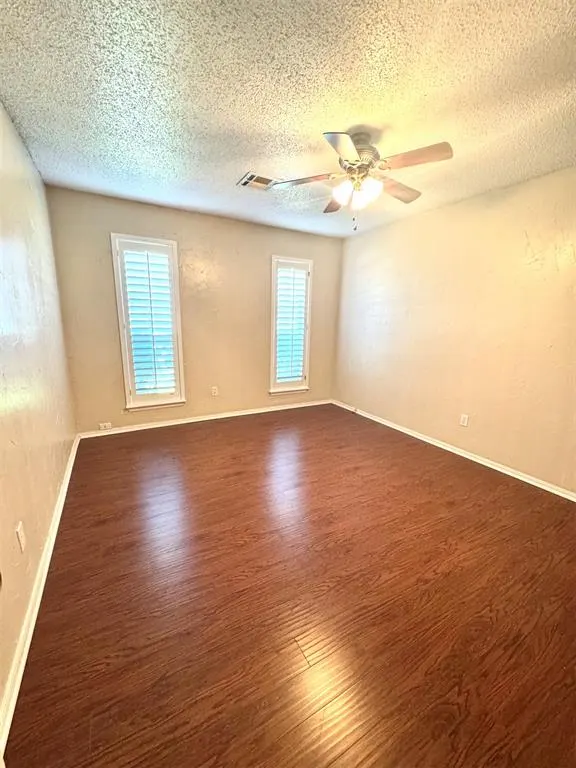Photo 15 — 2312 Shadowlake Drive, Oklahoma City, OK 73159