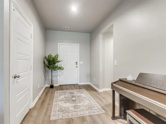 Photo 3 — 14404 Natural Falls Way, Oklahoma City, OK 73142