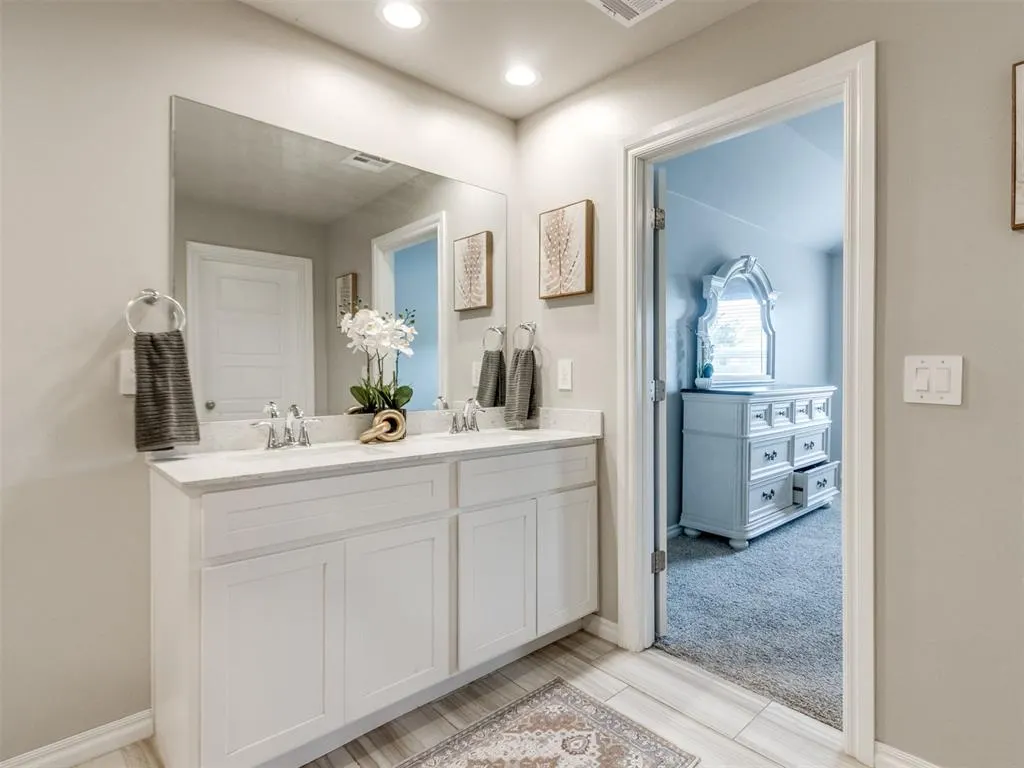 Photo 17 — 14404 Natural Falls Way, Oklahoma City, OK 73142