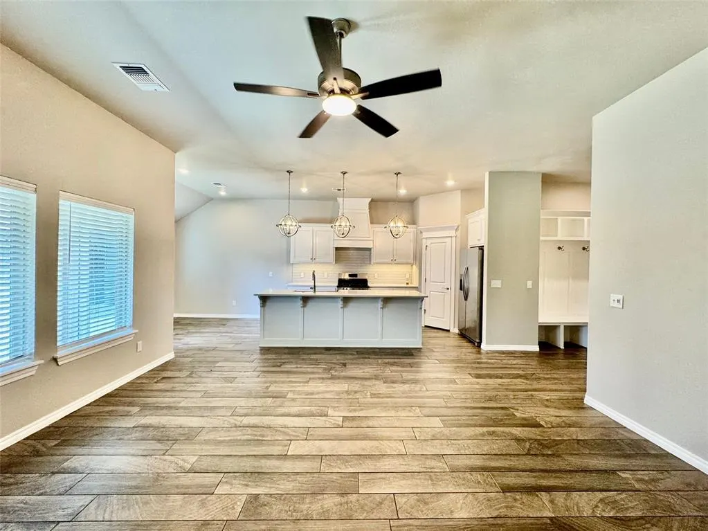 Photo 6 — 9120 NW 124th Street, Yukon, OK 73099