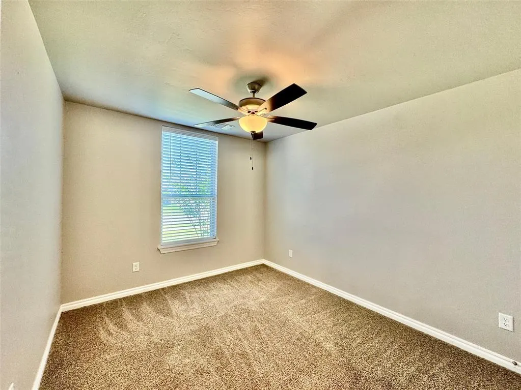 Photo 21 — 9120 NW 124th Street, Yukon, OK 73099