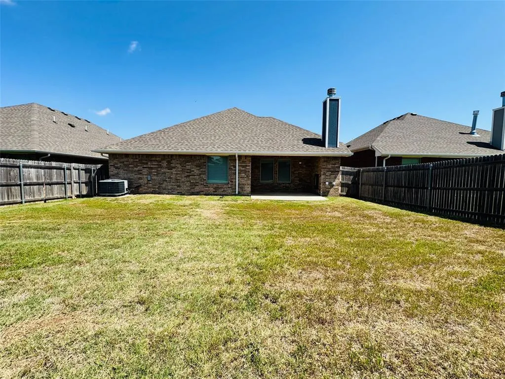 Photo 23 — 9120 NW 124th Street, Yukon, OK 73099