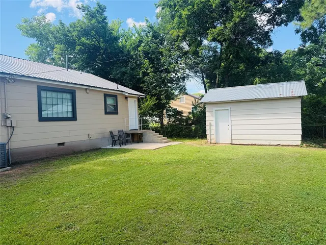 Photo 3 — 808 Roosevelt Street, Seminole, OK 74868
