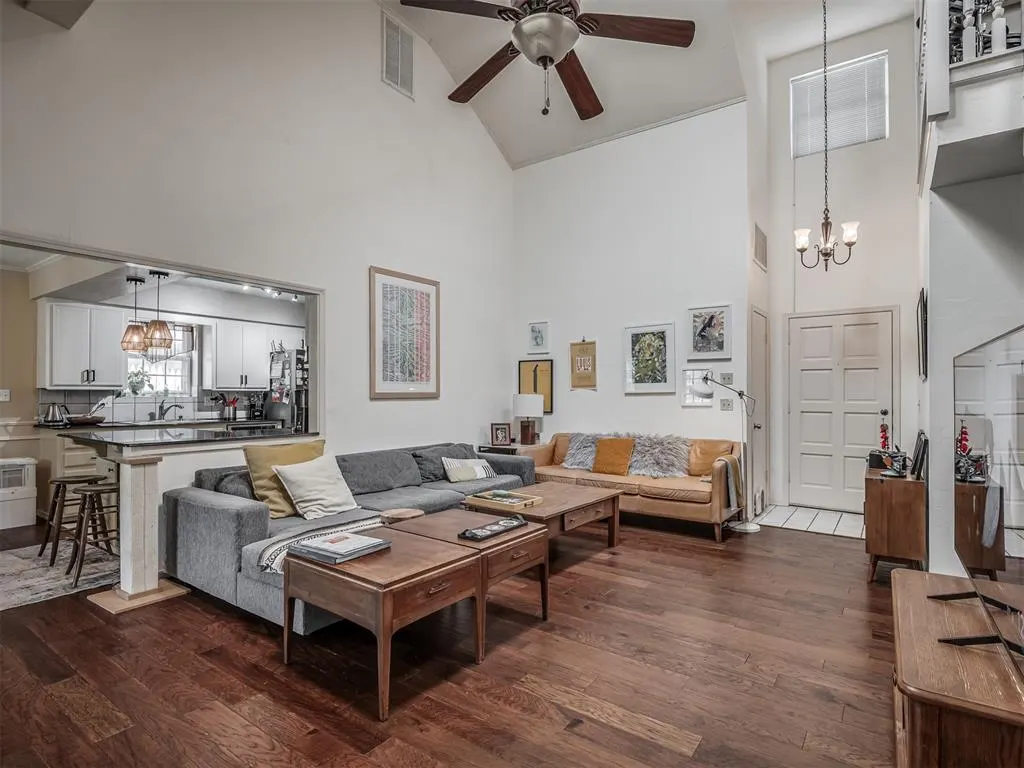 Photo 3 — 17505 Woodsorrel Road, Edmond, OK 73012