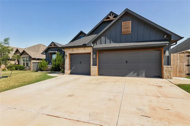 Photo 3 — 9305 SW 44th Terrace, Oklahoma City, OK 73179