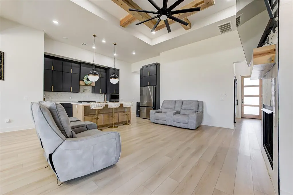 Photo 9 — 9305 SW 44th Terrace, Oklahoma City, OK 73179