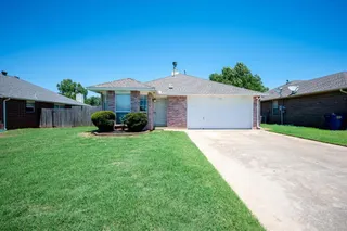 Sold home at 337 W Chantilly Way