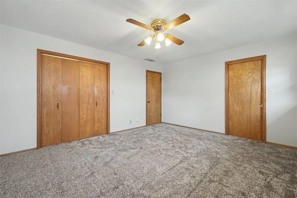 Photo 25 — 1001 W E Avenue, Elk City, OK 73644