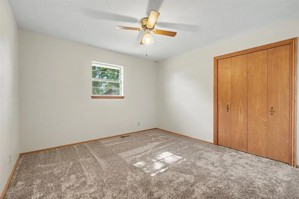Photo 34 — 1001 W E Avenue, Elk City, OK 73644