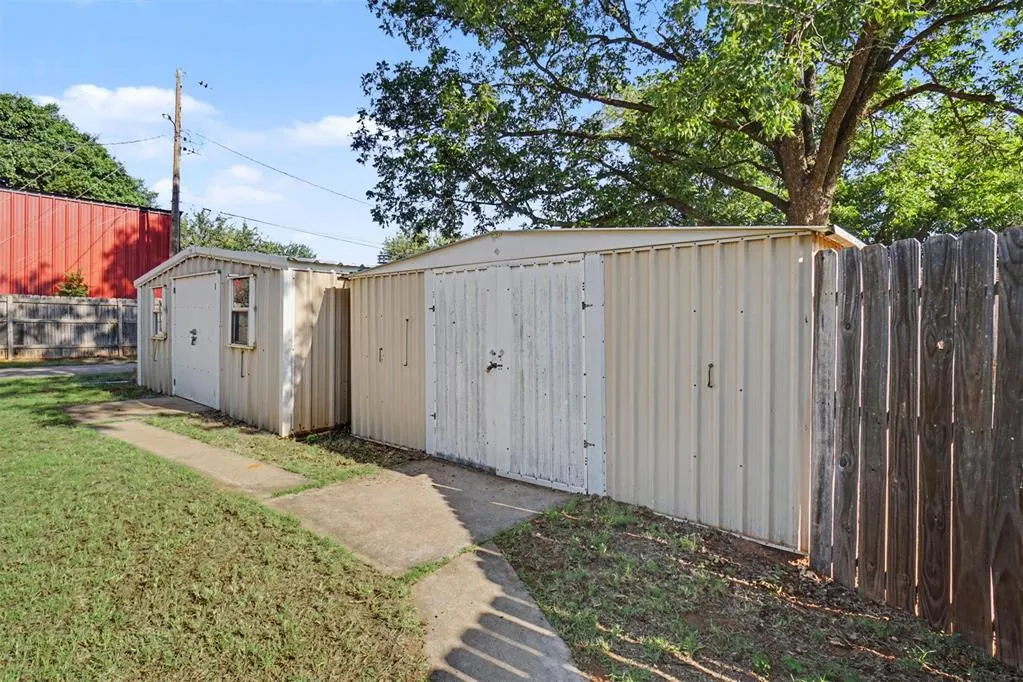 Photo 42 — 1001 W E Avenue, Elk City, OK 73644