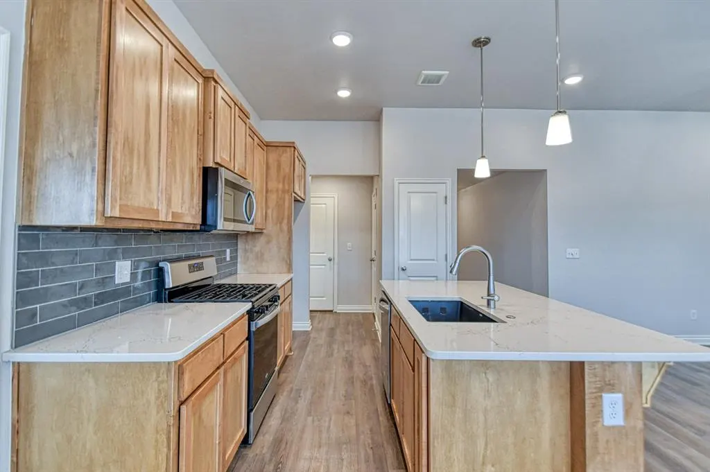 Photo 21 — 365 Pleasant View, Harrah, OK 73045