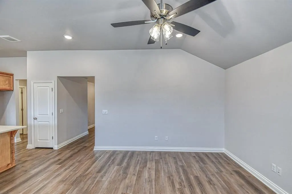 Photo 27 — 365 Pleasant View, Harrah, OK 73045