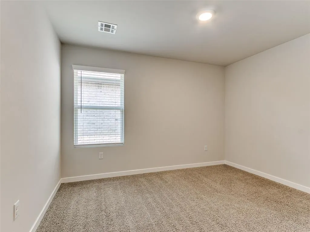 Photo 21 — 10613 Red Thistle Drive, Oklahoma City, OK 73131
