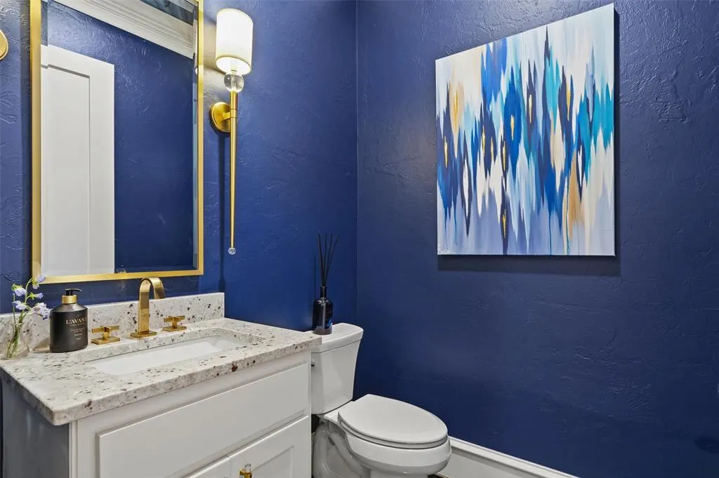 Photo 12 — 423 NE 1st Street, Oklahoma City, OK 73104