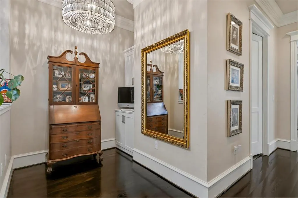 Photo 13 — 423 NE 1st Street, Oklahoma City, OK 73104