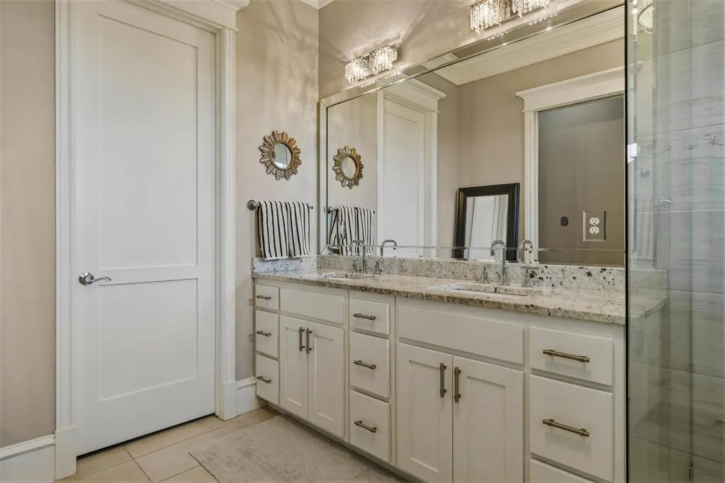 Photo 18 — 423 NE 1st Street, Oklahoma City, OK 73104