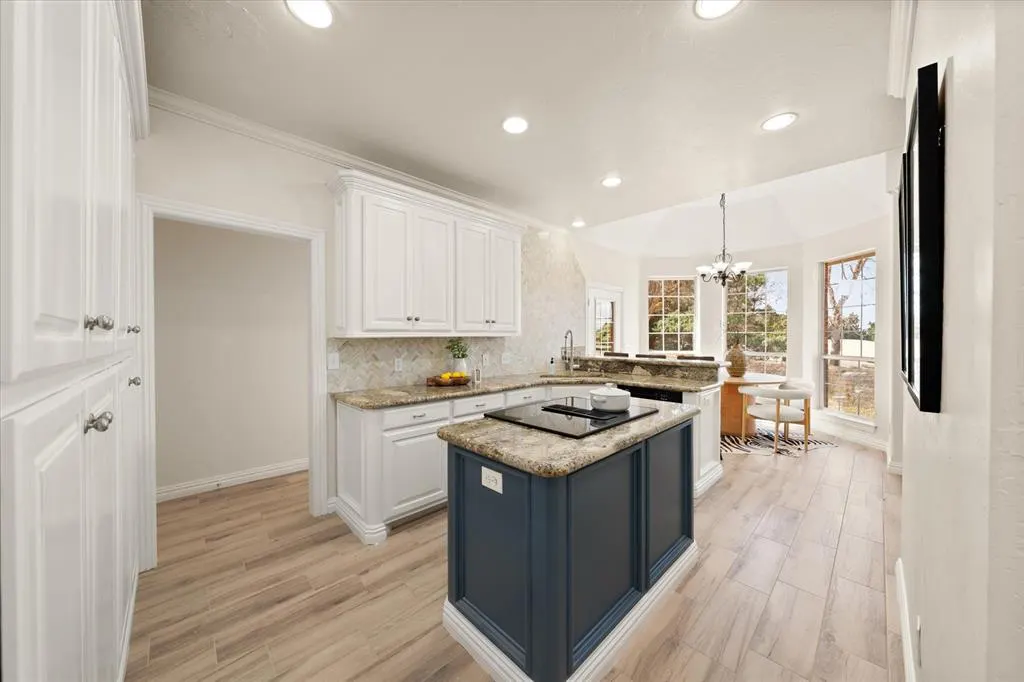 Photo 13 — 744 Longmeadow Lane, Edmond, OK 73003