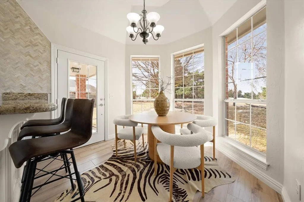 Photo 15 — 744 Longmeadow Lane, Edmond, OK 73003