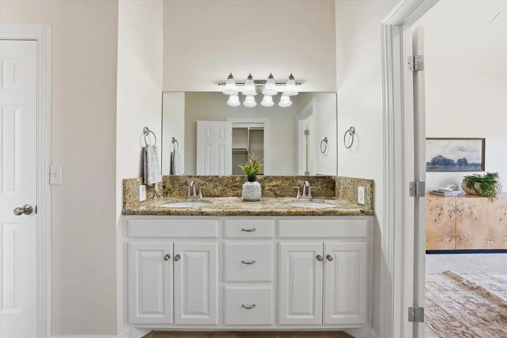 Photo 19 — 744 Longmeadow Lane, Edmond, OK 73003