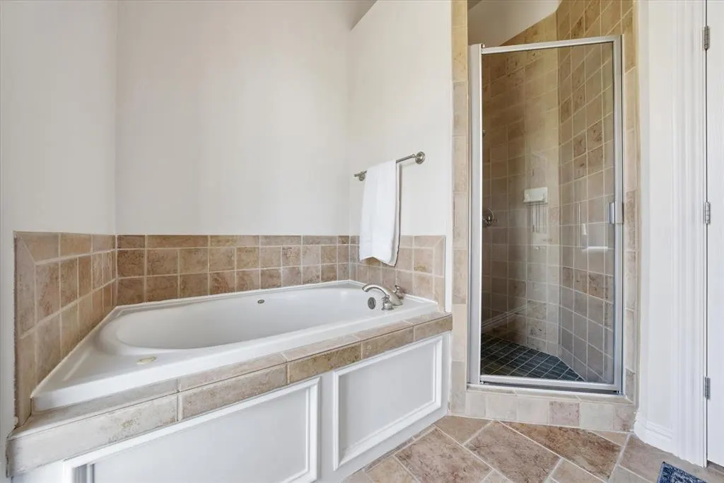 Photo 20 — 744 Longmeadow Lane, Edmond, OK 73003