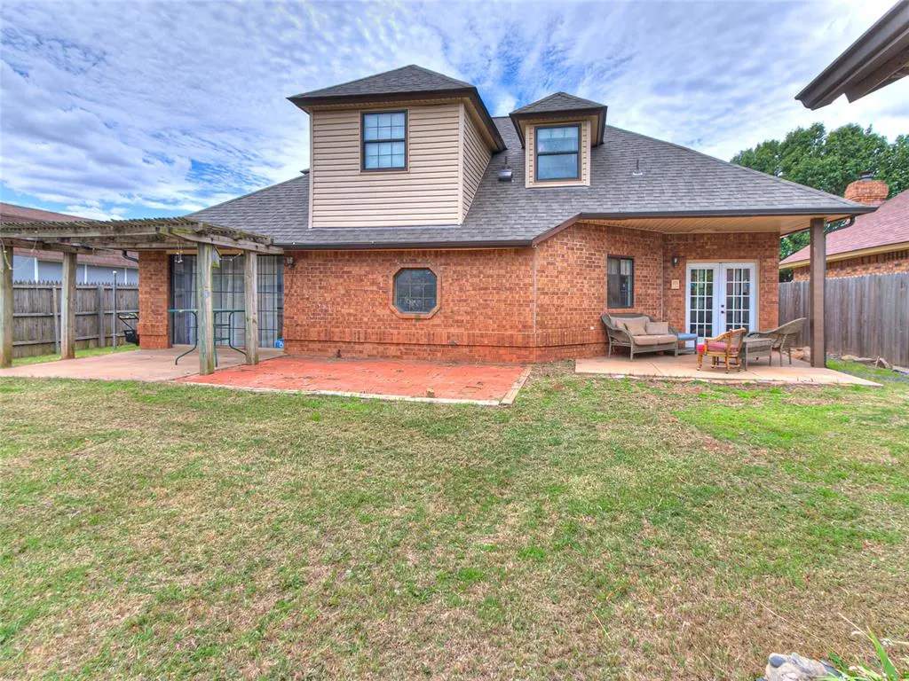 Photo 41 — 912 N Avery Drive, Moore, OK 73160