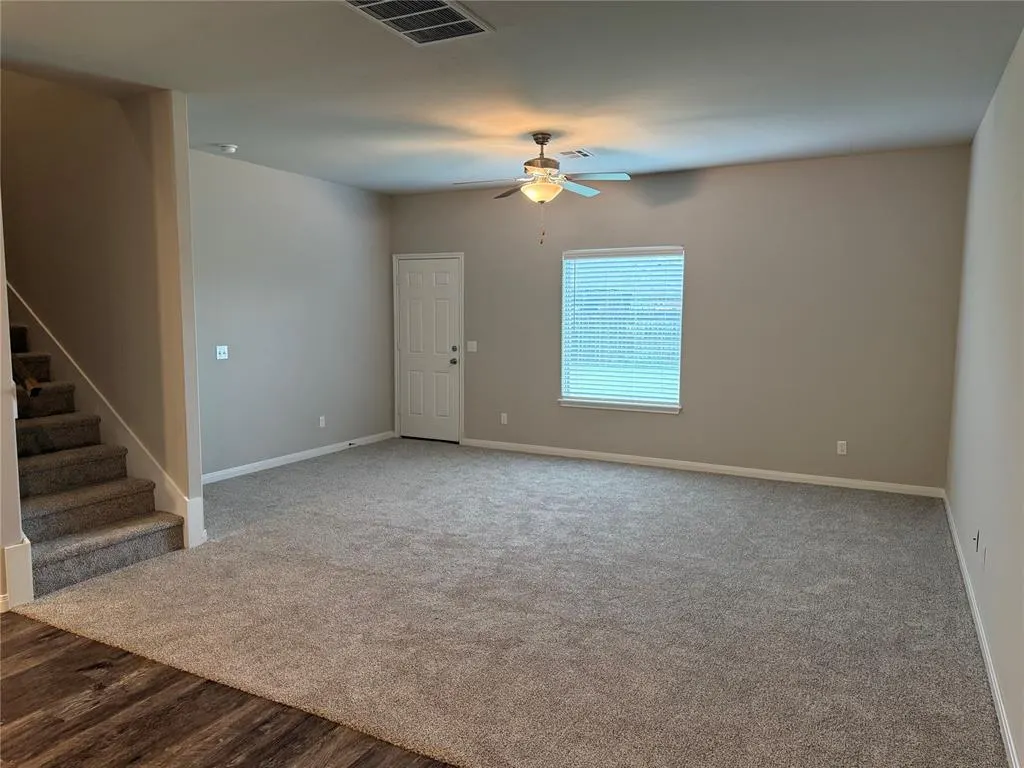Photo 5 — 1009 NW 5th Street, Newcastle, OK 73065